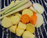 Hình bước làm 2 của món Cơm cà ri bò