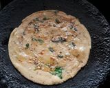 ગાર્લિક લછછા નાન (Garlic lachchha naan recipe in gujarati) રેસીપી સ્ટેપ3ફોટો