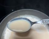 A picture of step 2 of Honeydew smoothie.