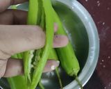 A picture of step 4 of Stuffed Mirchi Kadi Pakoda.