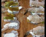 Foto del paso 3 de la receta: Camarones rellenos de queso crema y chile