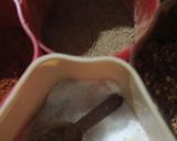 A picture of step 1 of Creamy steak.