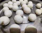 રસગુલ્લા (Rasgulla Recipe In Gujarati) રેસીપી સ્ટેપ2ફોટો