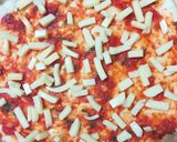 Hình bước làm 5 của món Homemade Pizza