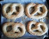 Tej- és tojásmentes sós perec 🥨 recept fázis 8 fotója