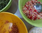 Foto langkah ke 1 dari resep Mie Goreng Shirataki Kecombrang.