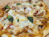Mackerel and tomato miso mayonnaise amazake spicy pizza
