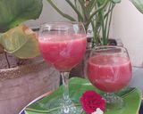 A picture of step 3 of Watermelon & pomegranate fresh Juice.