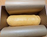 Foto langkah ke 7 dari resep Pumpkin Loaf Bread.