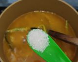 Foto langkah ke 4 dari resep Sup Kuning Ikan Dory Fillet.