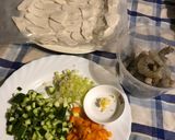 Foto del passaggio 4 della ricetta Gnocchi di riso con mazzancolle e verdure