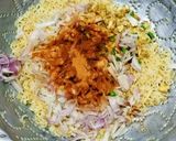 স্পাইসি নুডলস্ পকোড়া রেসিপির ধাপ 2 ছবি