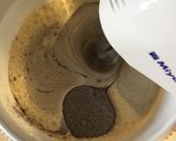Foto langkah ke 2 dari resep Bolu kukus ketan hitam.