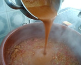 Foto del paso 4 de la receta: Arroz caldoso de rape y langostinos con crema de nécoras