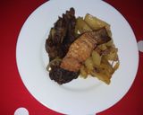 Burgonya ágyon sült tarja megspékelve 🥓 recept fázis 2 fotója