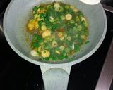 Gombás, hagymás, tojás reggeli recept fázis 2 fotója