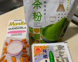 無糖抹茶杏仁奶昔（無奶，純素）的食譜步驟1照片