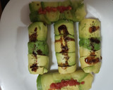 Foto del paso 6 de la receta: Rollitos de aguacate