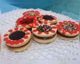 Foto del paso 1 de la receta: Alfajores Decorados