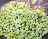 Borsókrémes, rukkolás szarvacska (vegán) recept fázis 2 fotója