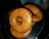 A picture of step 6 of Glazed doughnuts.
