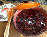Foto del paso 1 de la receta: Mermelada sencilla de ciruelas rojas
