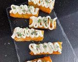Foto del paso 3 de la receta: Aperitivo de brioche con queso crema y anchoa