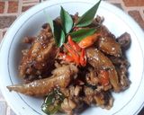 Foto langkah ke 7 dari resep Ayam Kecap Kari Lada Hitam.