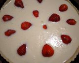 Foto del paso 9 de la receta: Tarta de fresa con coulis de fresa