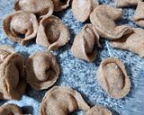 Foto del paso 4 de la receta: Capeletis integrales de jamón, queso y nueces