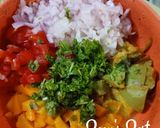 A picture of step 2 of 5 minutes Avocado and Mango Salsa.