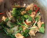 Foto langkah ke 3 dari resep Daging Perut Salmon Pedas 🌶🌶🌶.