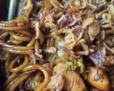 Foto langkah ke 6 dari resep Mie goreng kecap.