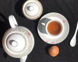 A picture of step 2 of Avocado seed tea 🥑☕️.