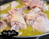 Foto langkah ke 2 dari resep Ayam Goreng Ungkep Rempah Kelapa.