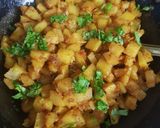 A picture of step 5 of Dry Potato Masala.