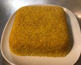 Une image de l'étape 6 de Riz moulé à la pêche, vin blanc et curcuma.