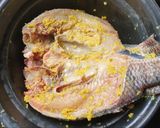 Foto langkah ke 3 dari resep Nila Bakar Bumbu Kuning.