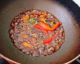 Hình bước làm 3 của món Ba rọi kho khô (món chay)