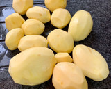 Foto del paso 1 de la receta: Patatas revolconas