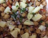 A picture of step 4 of Sauce chana chaat.