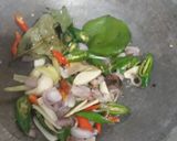 Foto langkah ke 2 dari resep Tumis Kerang Dara Kupas.
