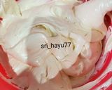 Foto langkah ke 4 dari resep Bolu Susu Marmer Kukus.