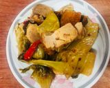 Hình bước làm 3 của món Heo quay xào cải chua