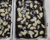 Foto langkah ke 4 dari resep Banana Brownies.