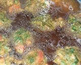 A picture of step 3 of Spinach and Tomatoes fritters.