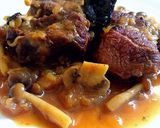 Foto del paso 8 de la receta: Jarrete deshuesado con hongos en salsa de limón negro y baharat