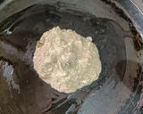 A picture of step 3 of Turai jowar flour chilla.