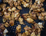 Foto del paso 3 de la receta: Pollo estilo chino (con miel y queso crema) 🍗 🍯