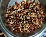 मूंगफली की चिक्की (Moongphali ki chikki recipe in hindi) रेसिपी चरण 3 फोटो